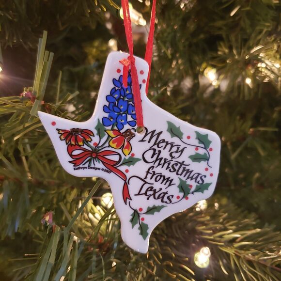 Kathryn Designs "Merry Christmas from Texas" Ornament Texas Shaped 4 Inches - Picture 1 of 3